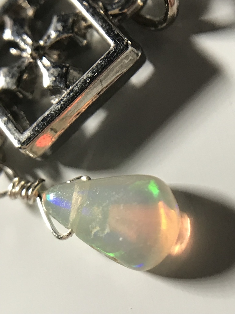 【試作品】オパールとクロスのピアス