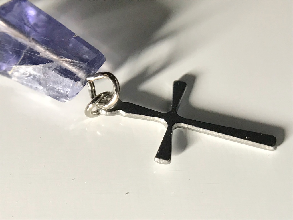 【試作品】【1個売り】アイオライトとクロスのフェイクピアス