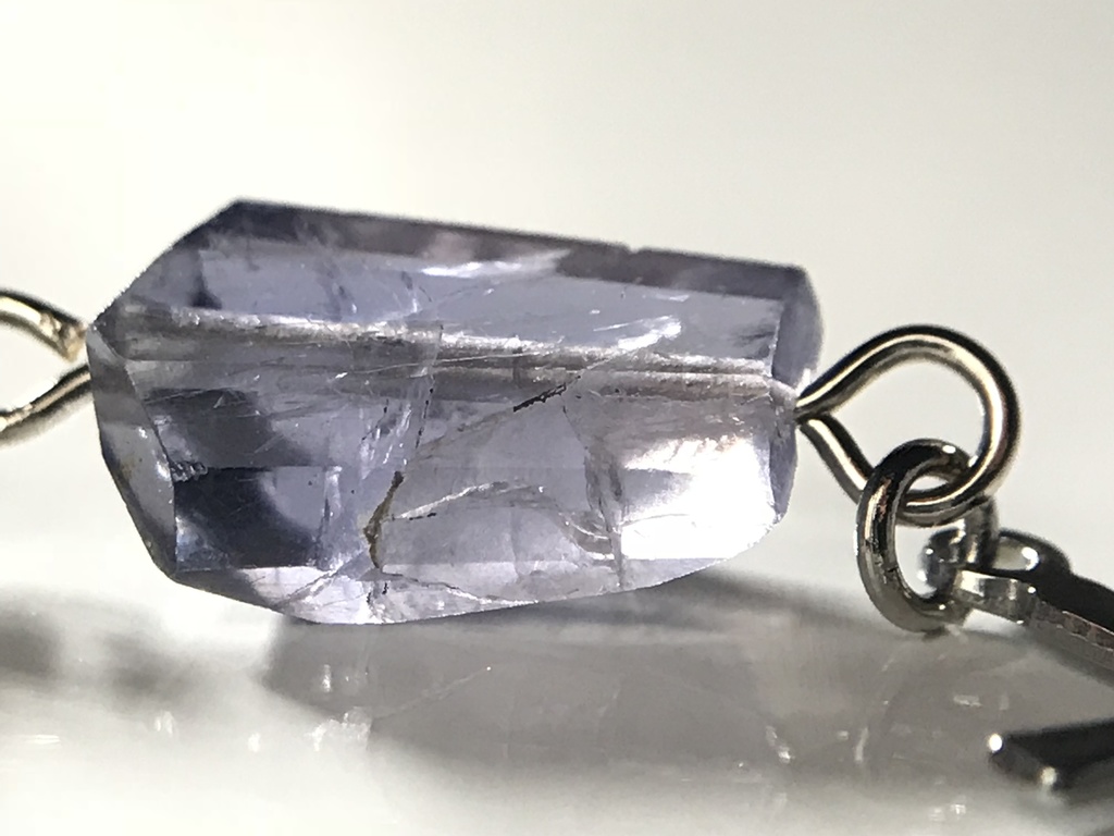 【試作品】【1個売り】アイオライトとクロスのフェイクピアス