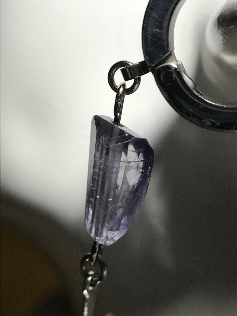 【試作品】【1個売り】アイオライトとクロスのフェイクピアス