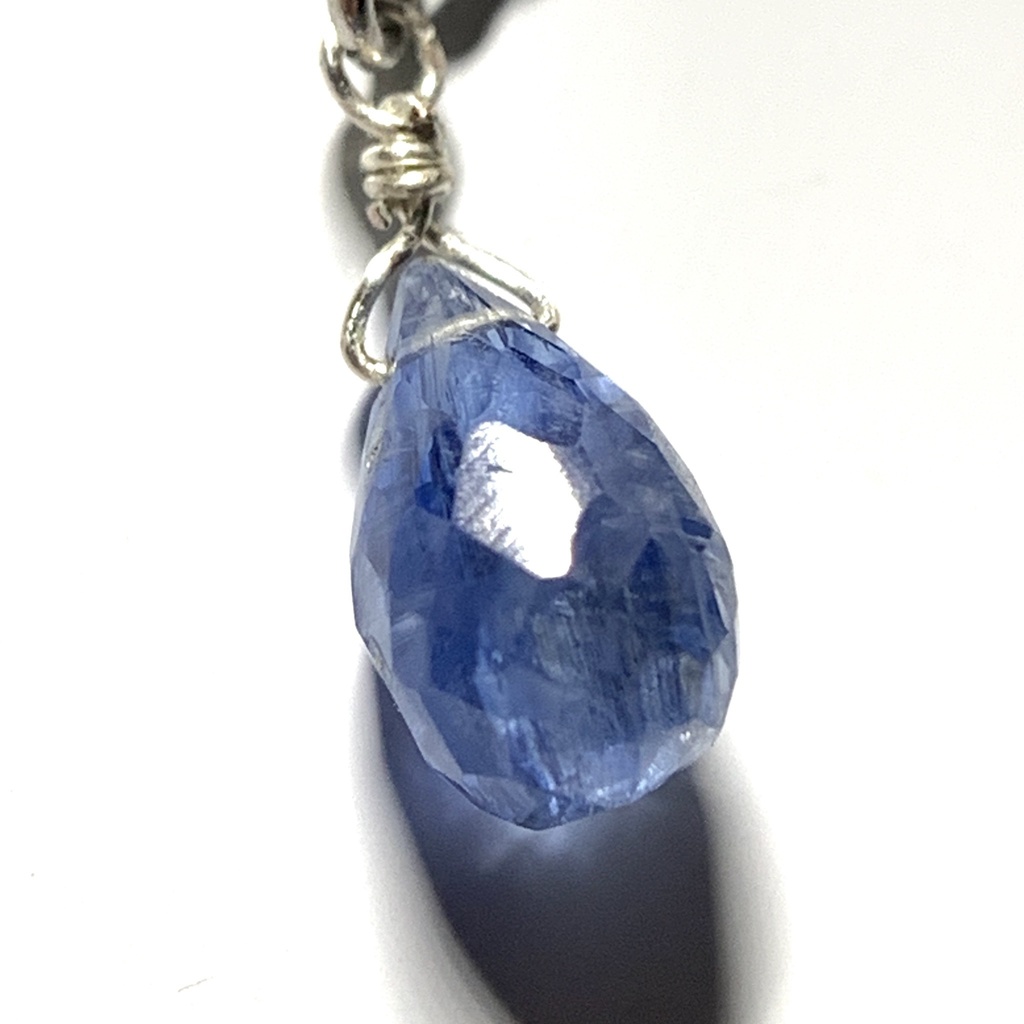 【再販】カイヤナイトとクロスのイヤーカフ