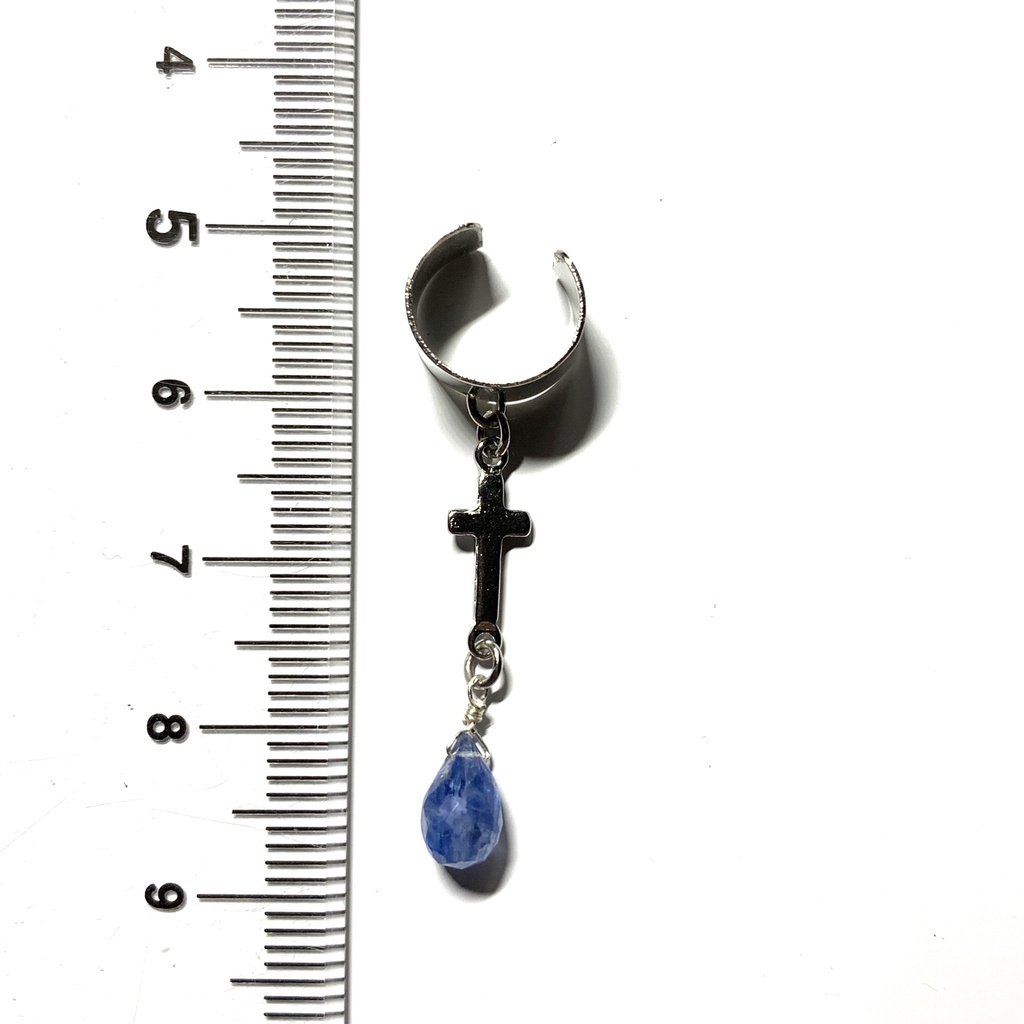 【再販】カイヤナイトとクロスのイヤーカフ