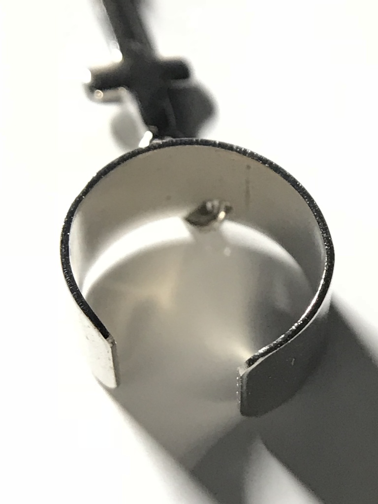 【試作品】アイオライトとクロスのイヤーカフ