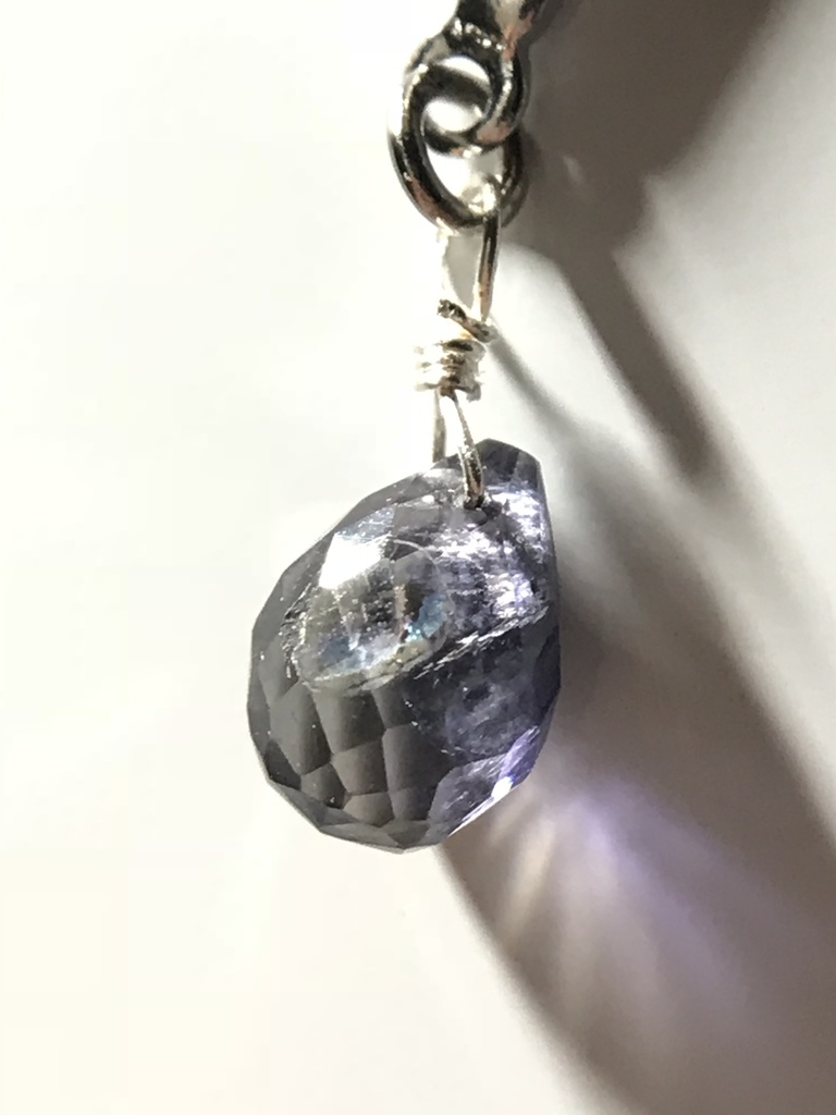 【試作品】アイオライトとクロスのイヤーカフ