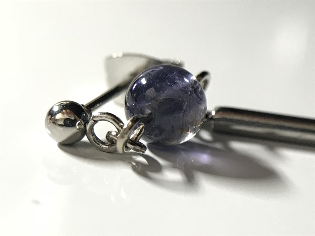 【試作品】【1個売り】アイオライトとスティックのピアス