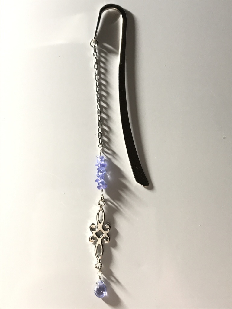 【試作品】タンザナイトのさざれとペアシェイプ型ビーズのしおり