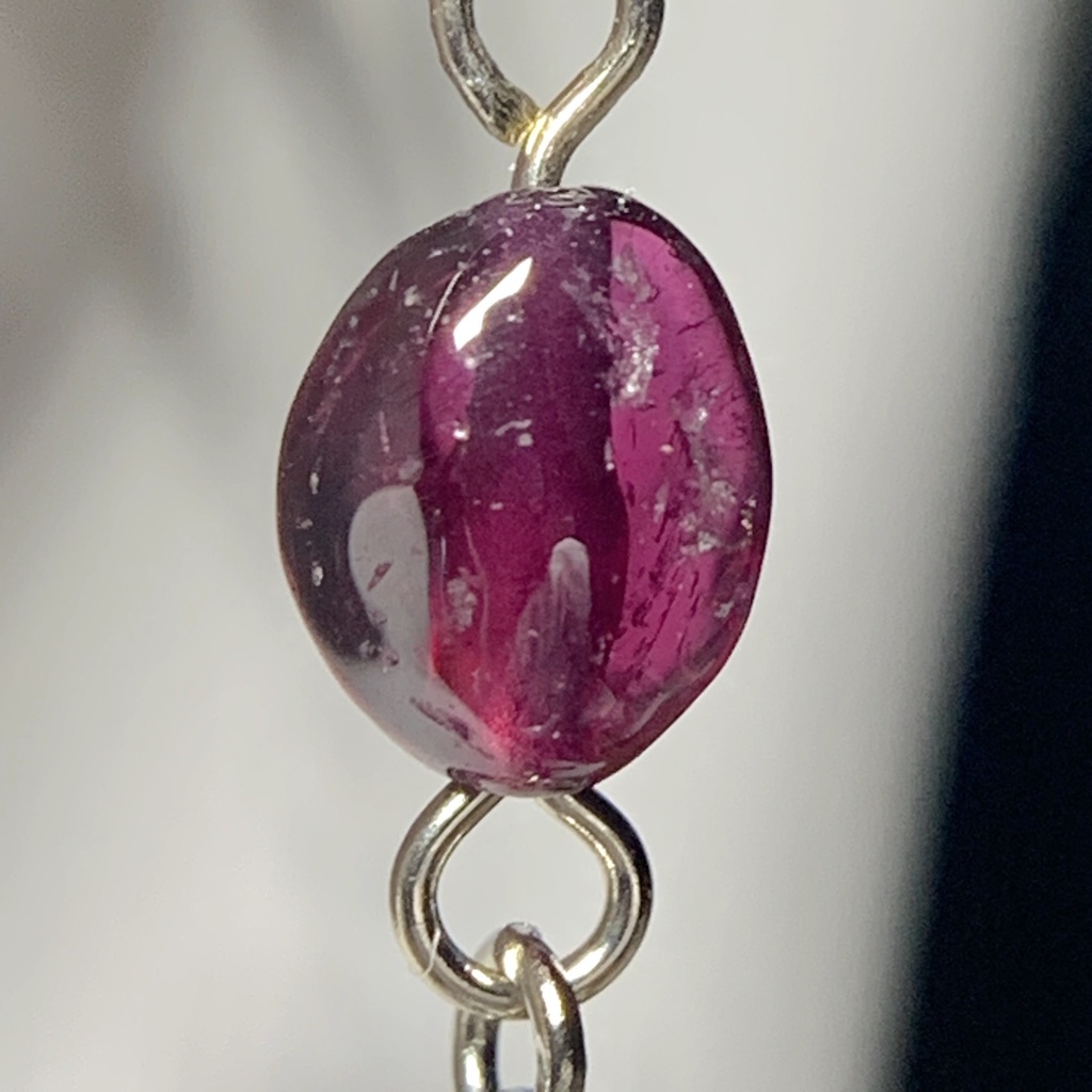 【再販】ガーネットとクロスのイヤーカフ