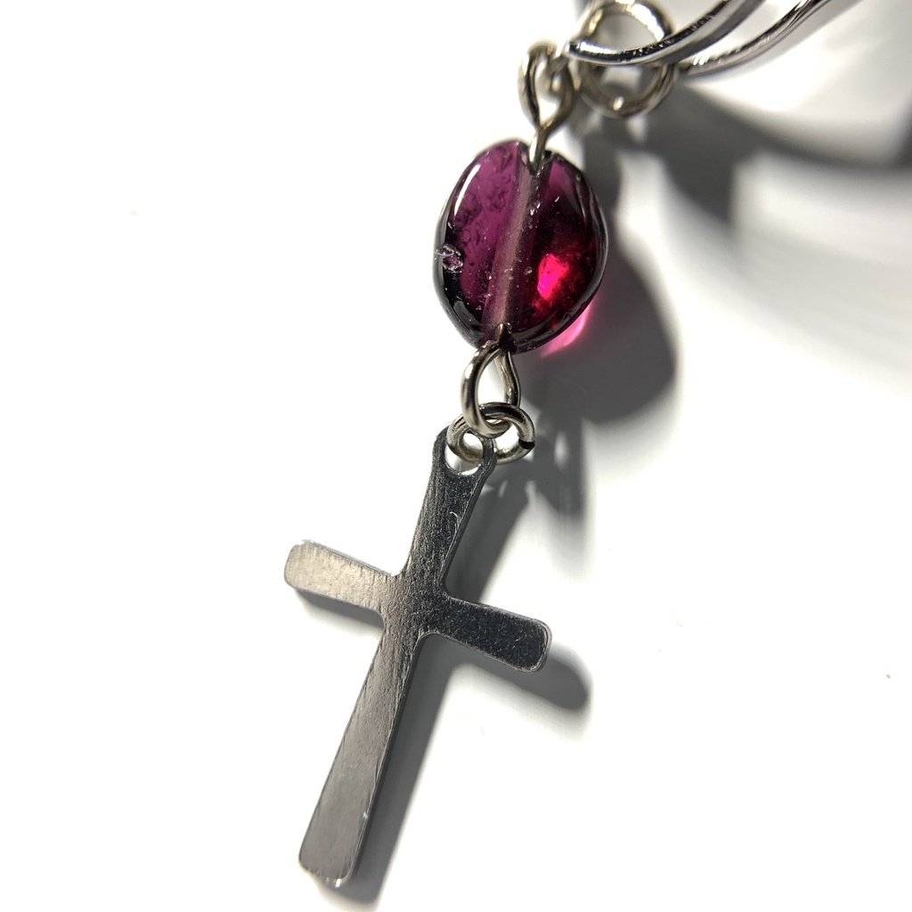 【再販】ガーネットとクロスのイヤーカフ