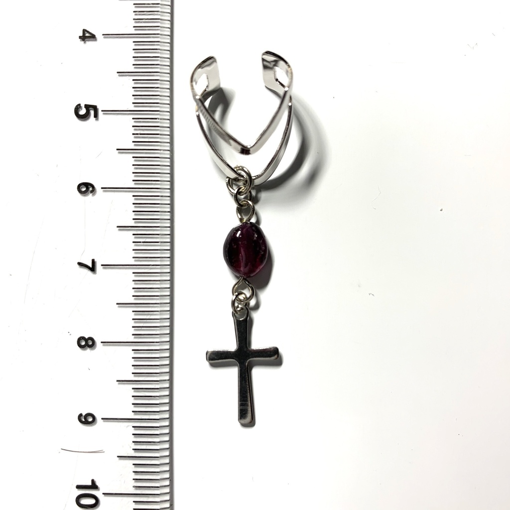 【再販】ガーネットとクロスのイヤーカフ