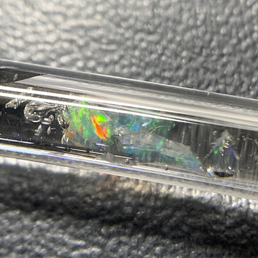 オパール入り試験管(小)C