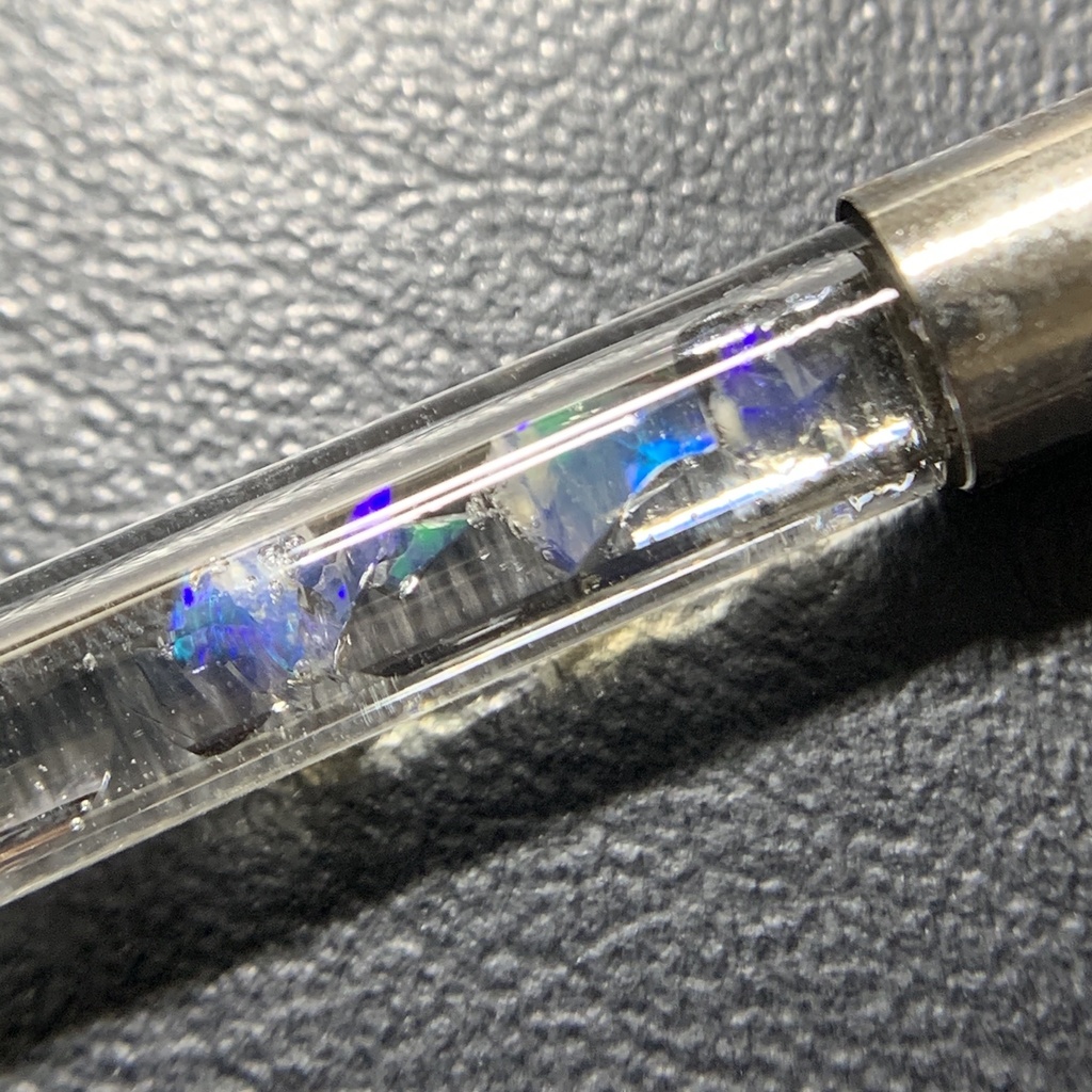 オパール入り試験管(小)D