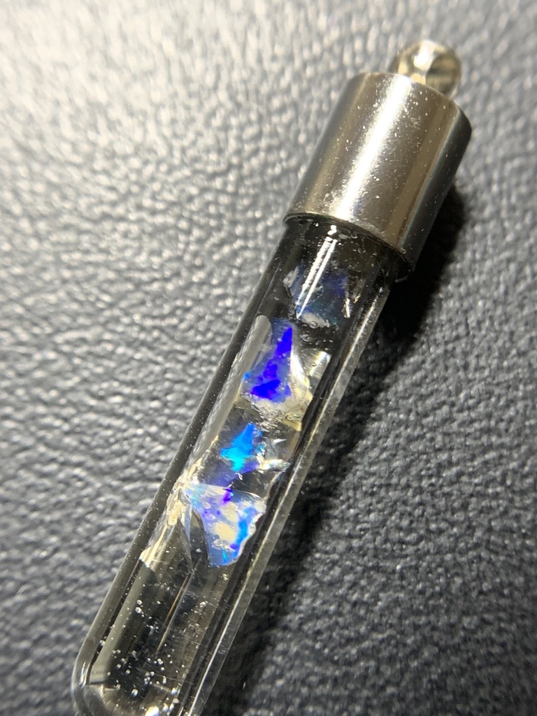 オパール入り試験管(小)D