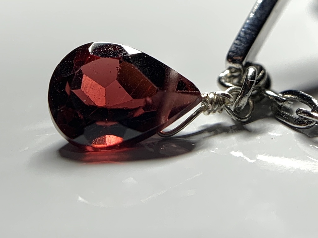 【1個売り】ガーネットとクロスのピアス&イヤーカフ