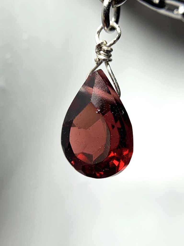 【1個売り】ガーネットとクロスのピアス&イヤーカフ