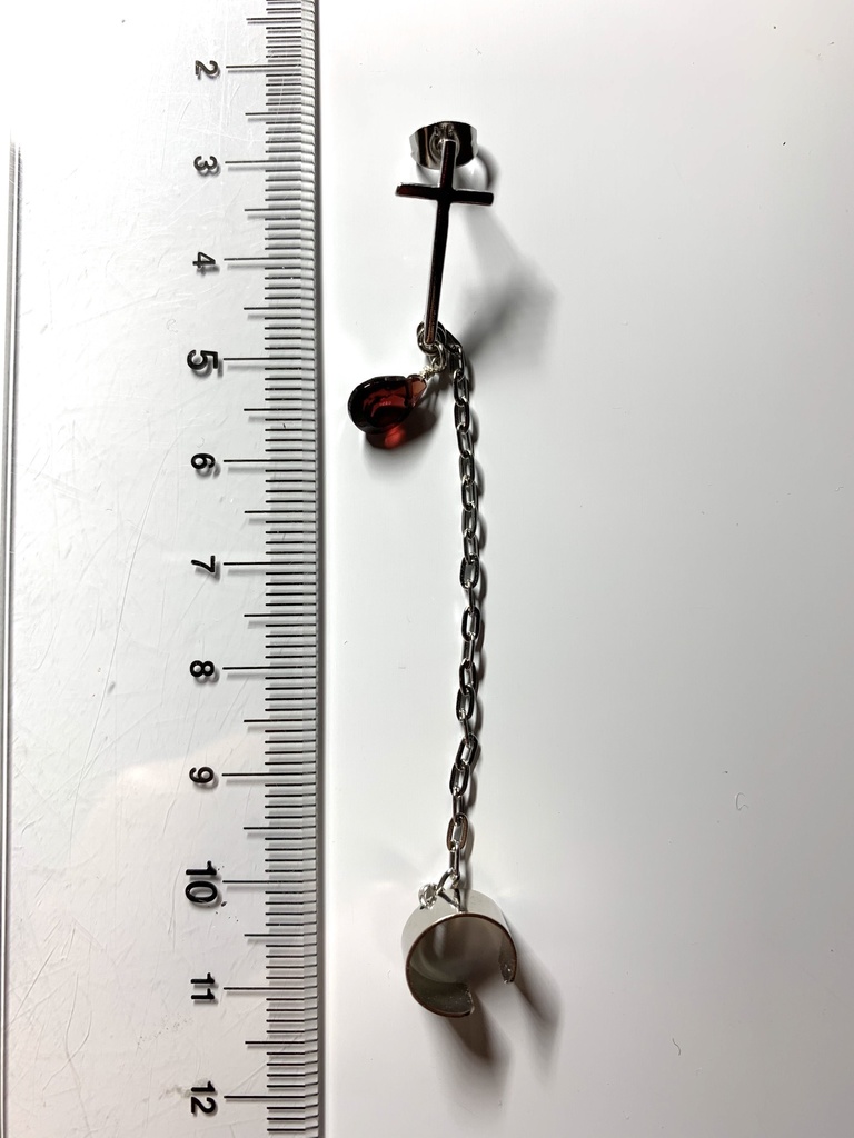 【1個売り】ガーネットとクロスのピアス&イヤーカフ