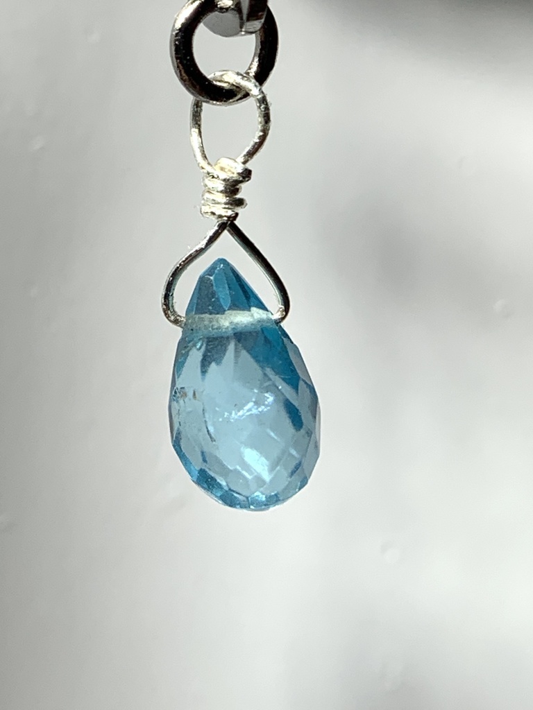 【再販】【1個売り】ブルーアパタイトとネコのピアス