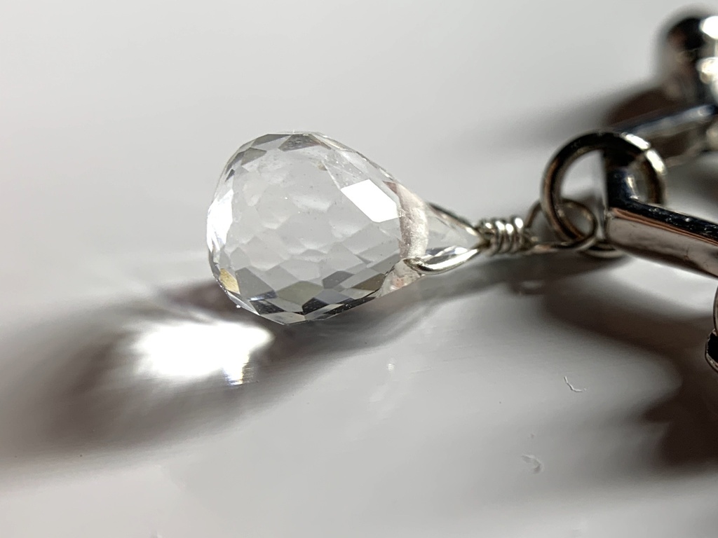 【再販】【1個売り】セロトニンと水晶とアパタイトのピアス