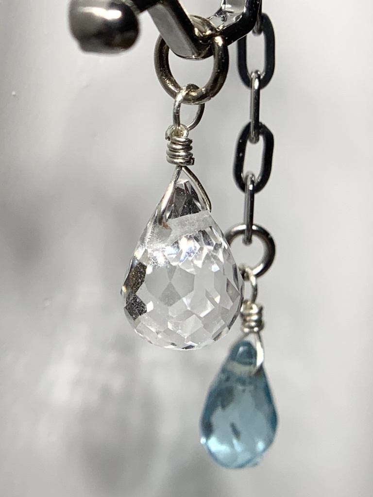 【再販】【1個売り】セロトニンと水晶とアパタイトのピアス