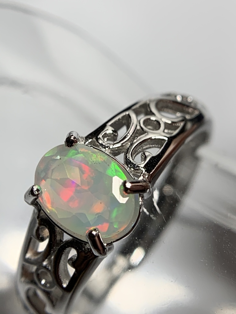オパールのアラベスク調リング