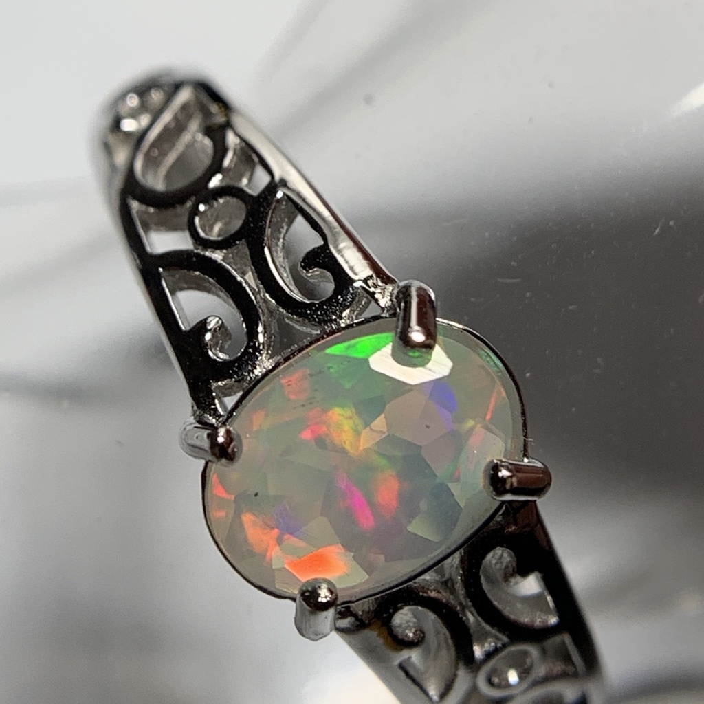 オパールのアラベスク調リング