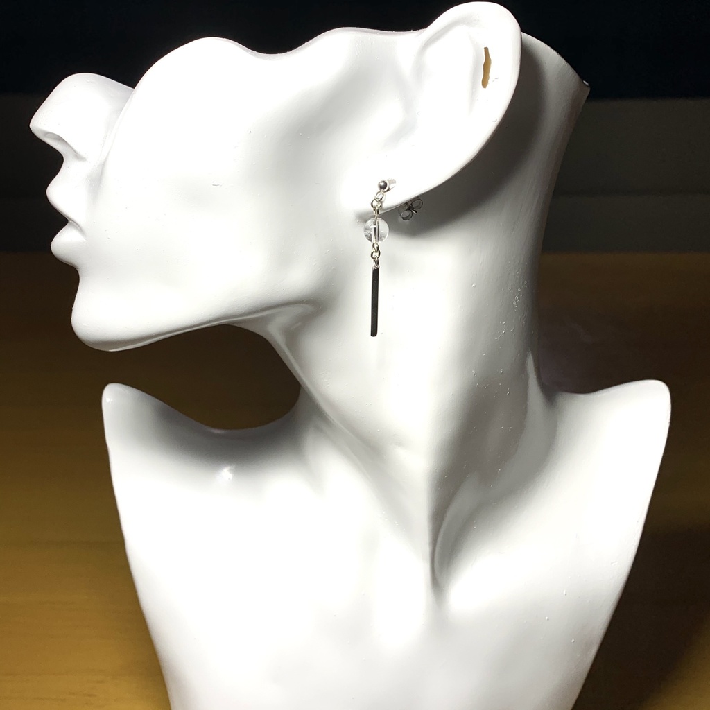 【再販】【1個売り】水晶とスティックのピアス