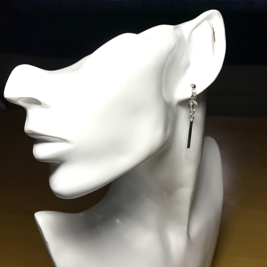 【再販】【1個売り】水晶とスティックのピアス