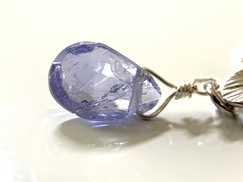 タンザナイトと紫陽花のネックレス