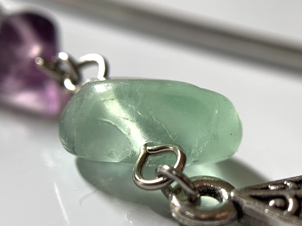 フローライトとボヘミアン風パーツのしおり