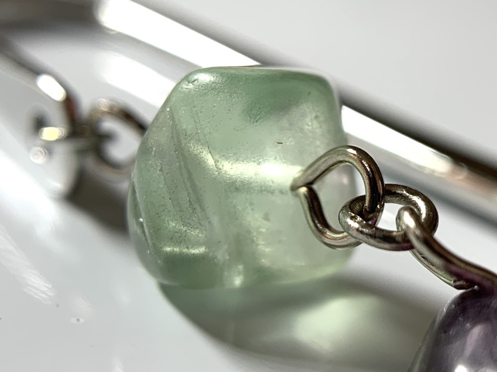 フローライトとボヘミアン風パーツのしおり