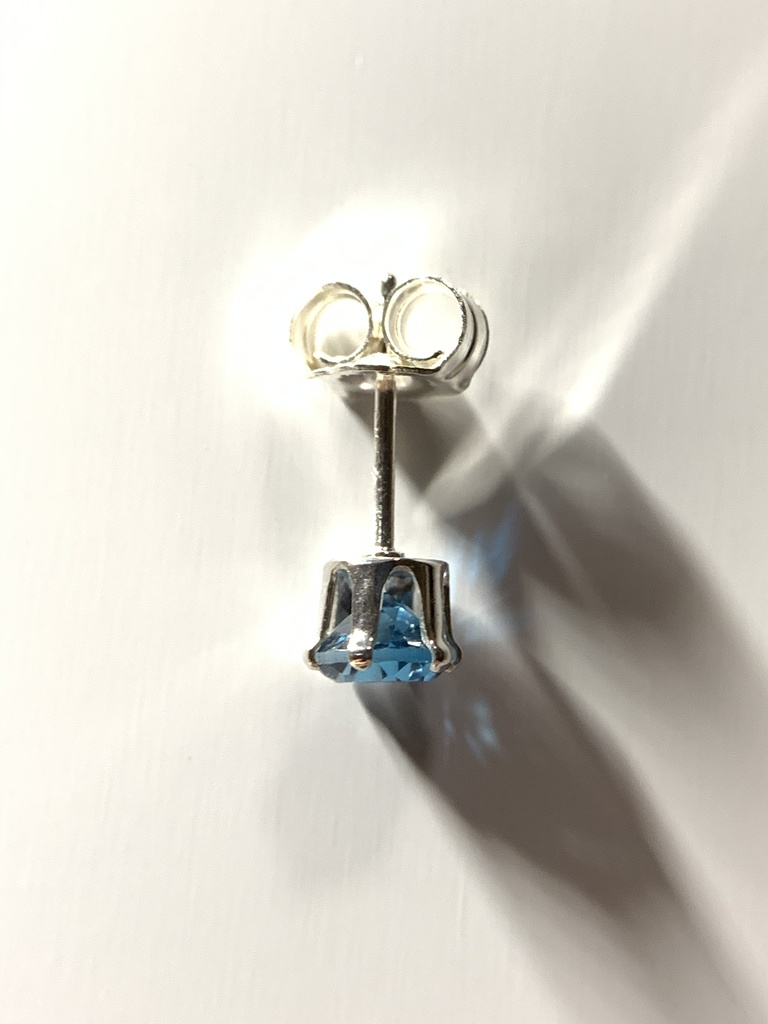 【1個売り】ロンドンブルートパーズのスタッドピアス 4mm