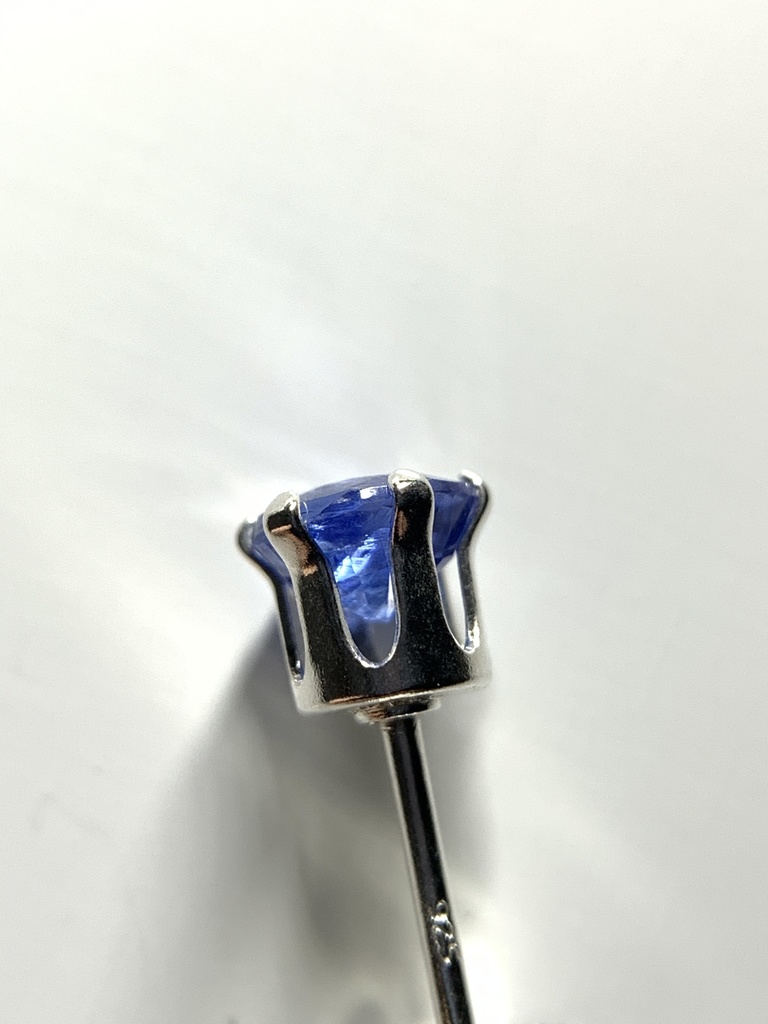 【再販】【1個売り】カイヤナイトのスタッドピアス 4mm(淡)