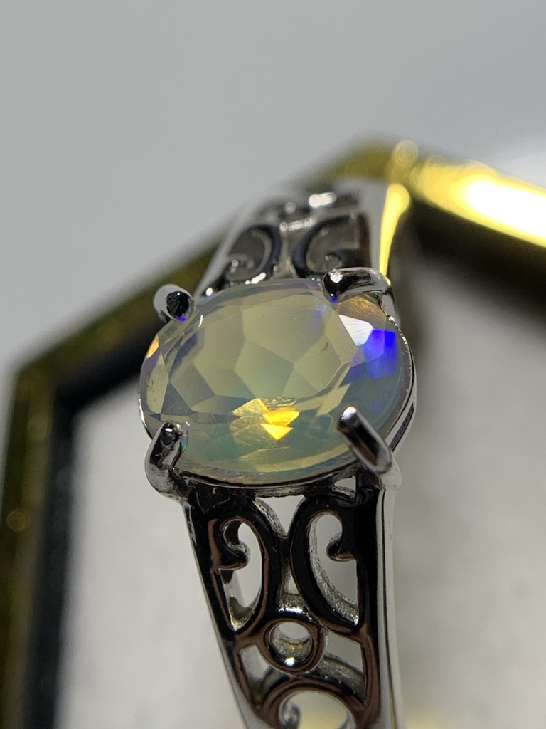 オパールのアラベスク調リングB