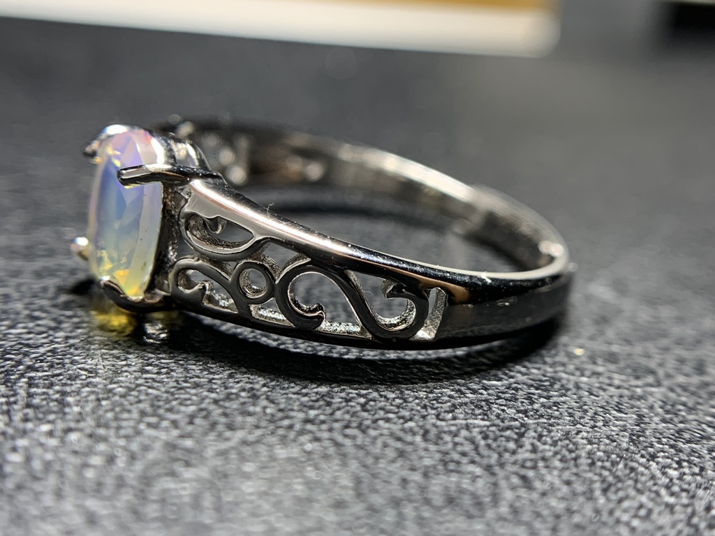 オパールのアラベスク調リングB