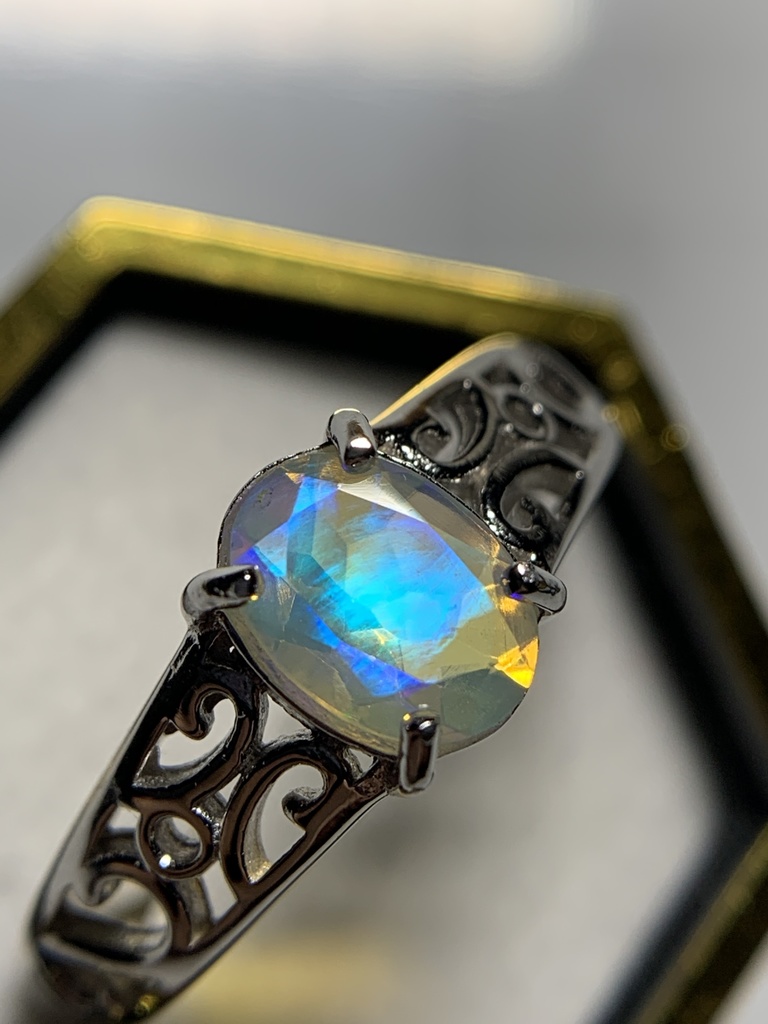 オパールのアラベスク調リングB