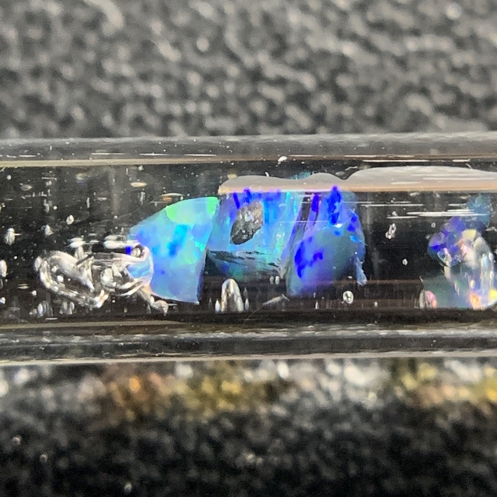 (訳あり)オパール入り試験管(小)F