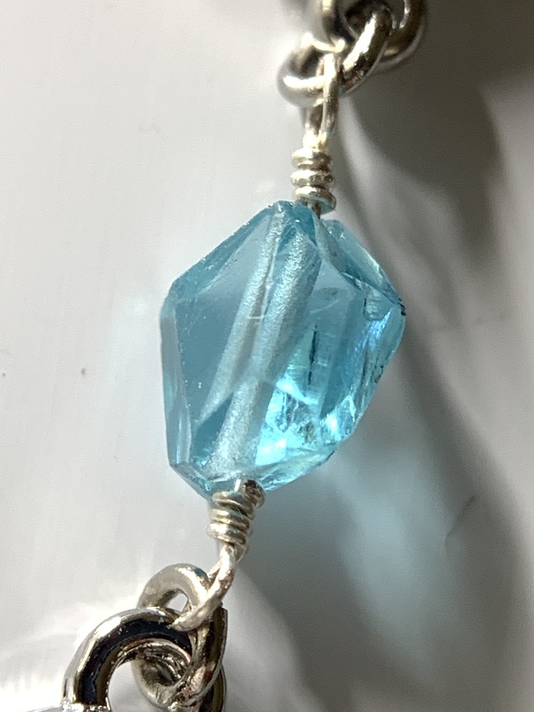 ブルーアパタイトとスターのヘアピン