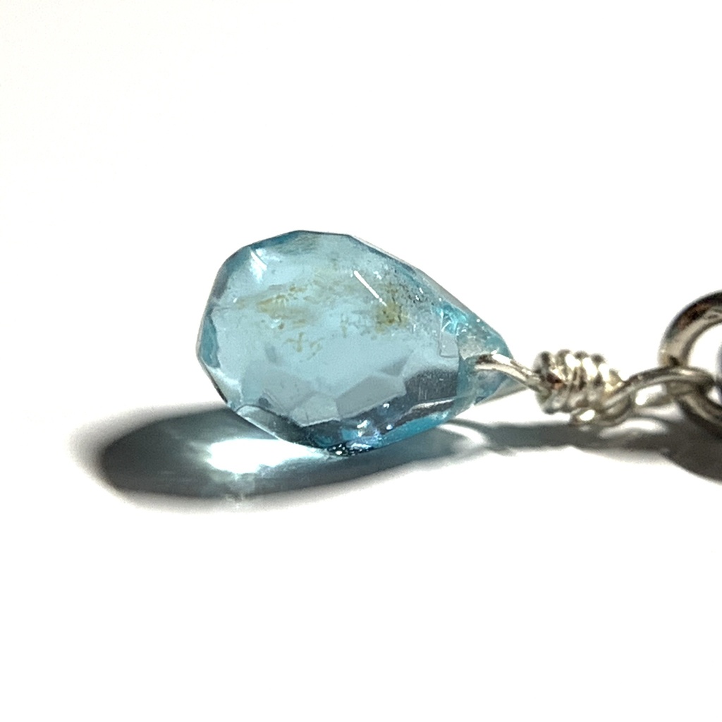 【1個売り】アマゾナイトとブルーアパタイトの夏色ピアス