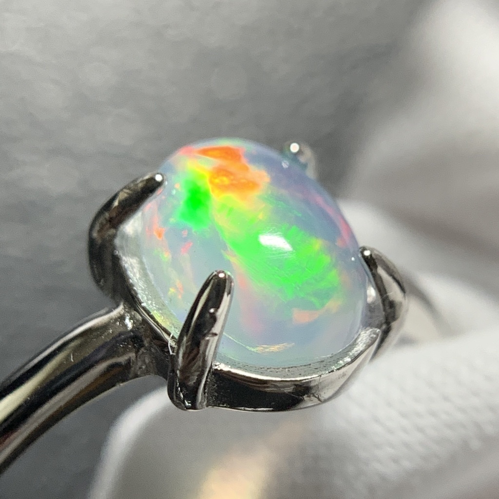 オパールのプレーンリング