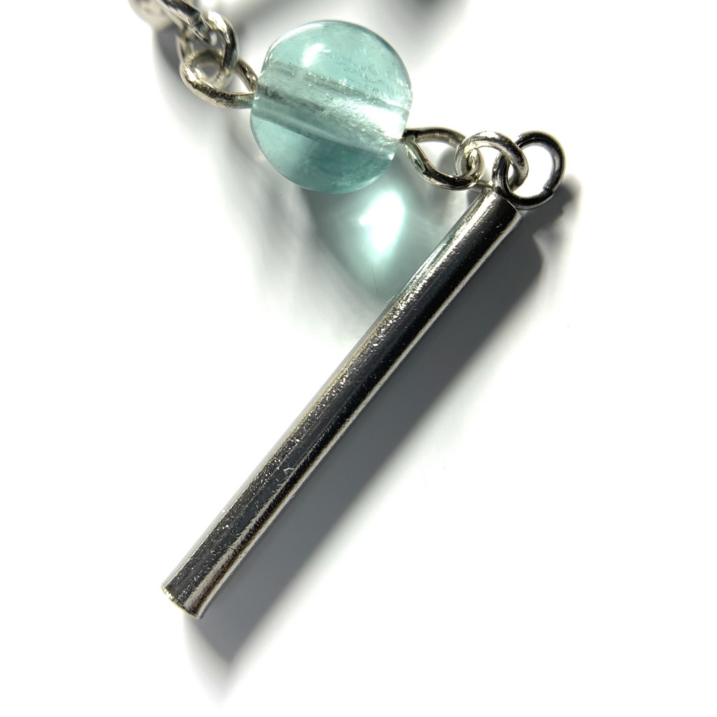 【1個売り】フローライトとスティックのピアス