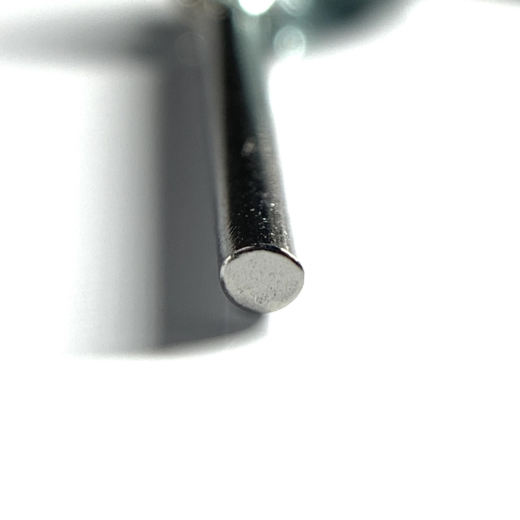 【1個売り】フローライトとスティックのピアス