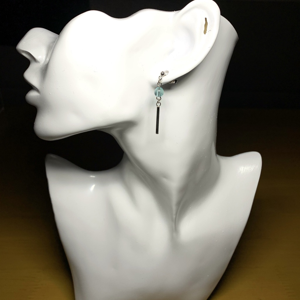 【1個売り】フローライトとスティックのピアス
