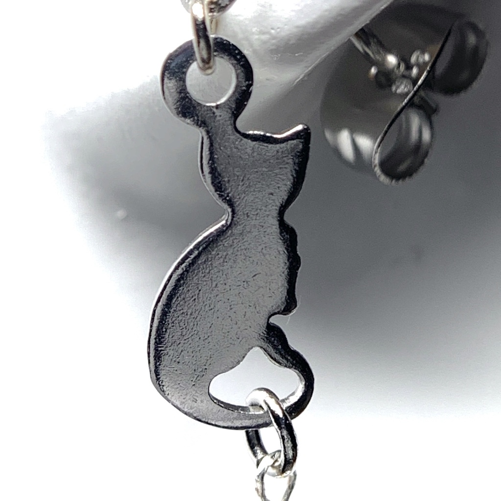 【1個売り】タンザナイトとネコのピアス