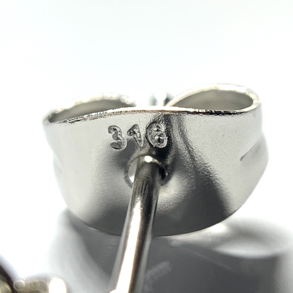 【1個売り】(訳あり)ガーネットとキューブとクロスのピアス