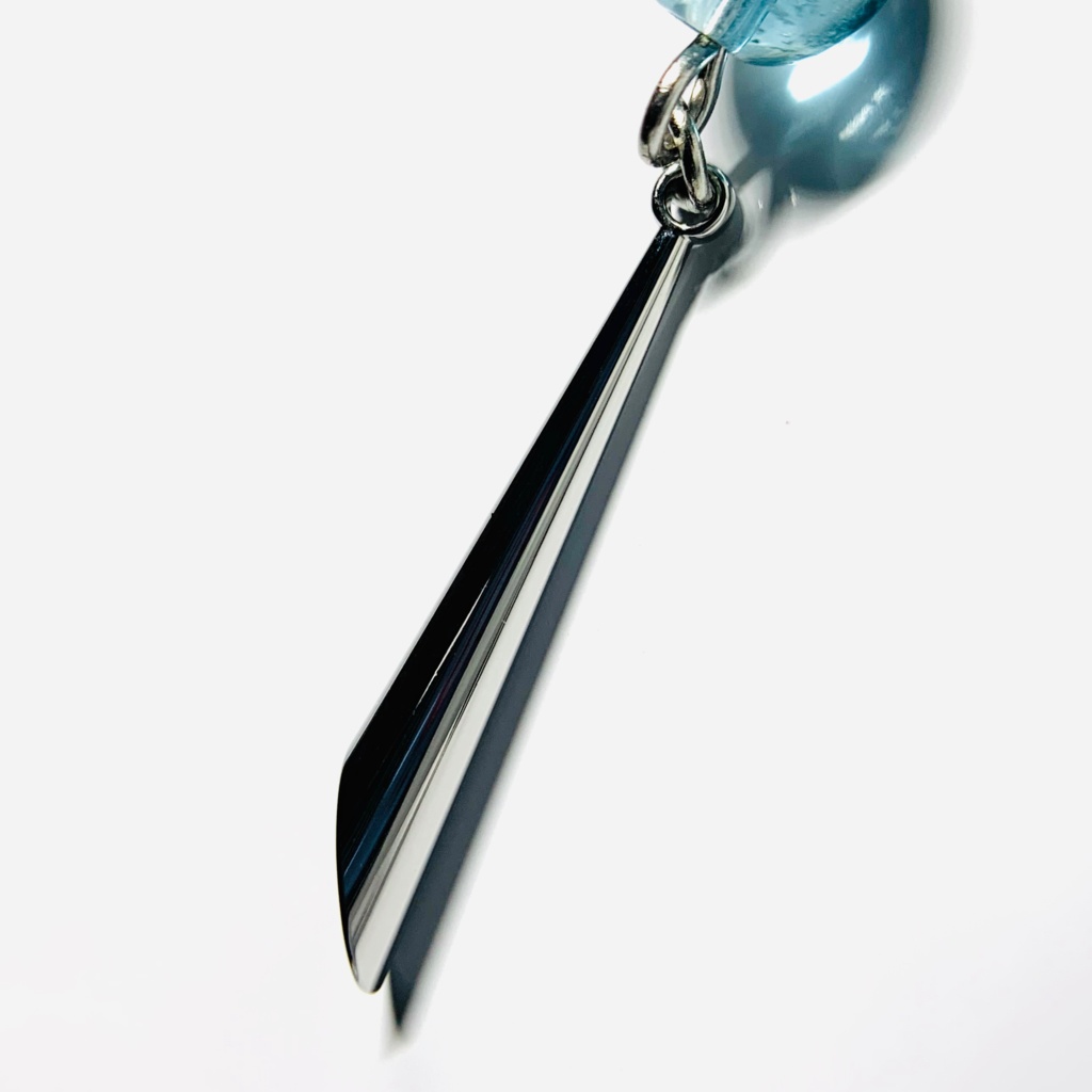 【1個売り】フローライトとカットスティックのピアス