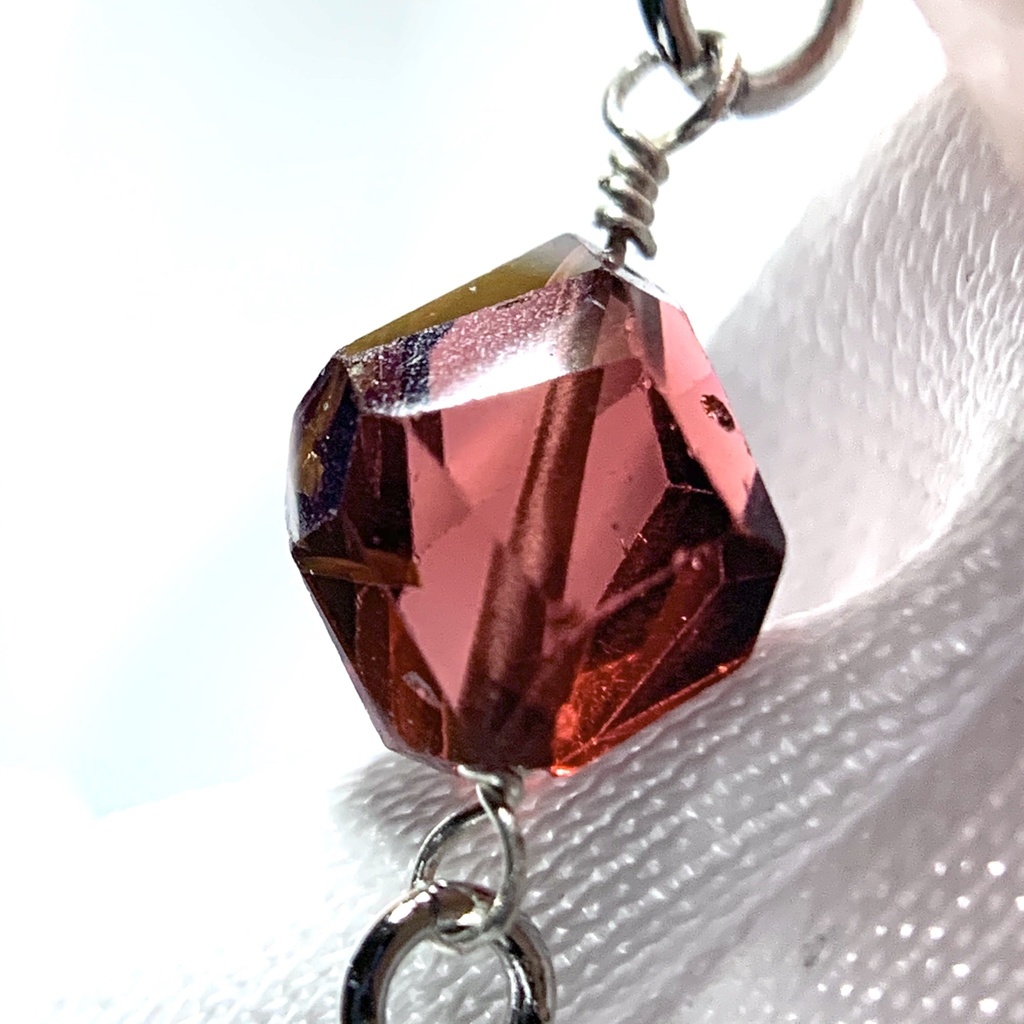 【1個売り】ガーネットとスカルとスパイクのピアス