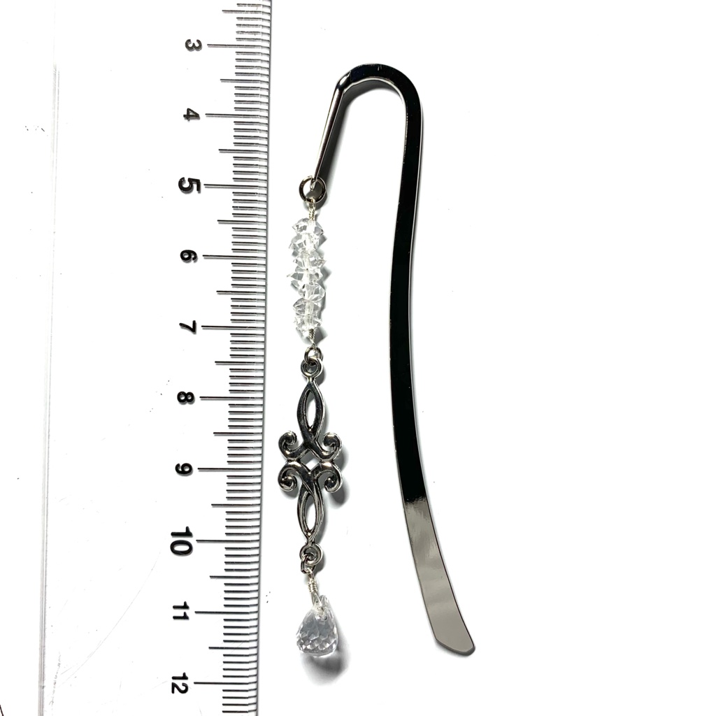 ダイヤモンドクォーツと水晶のしおり