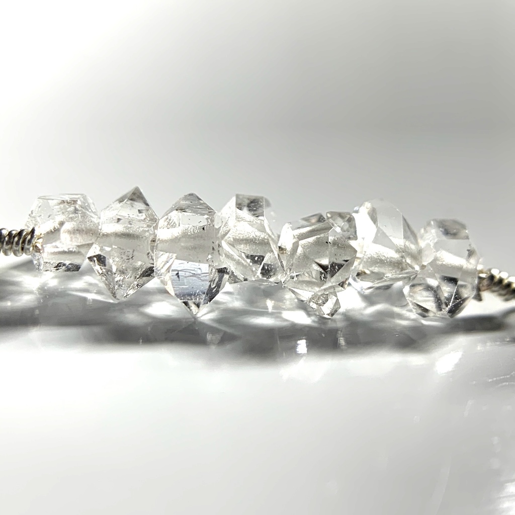 ダイヤモンドクォーツと水晶のしおり