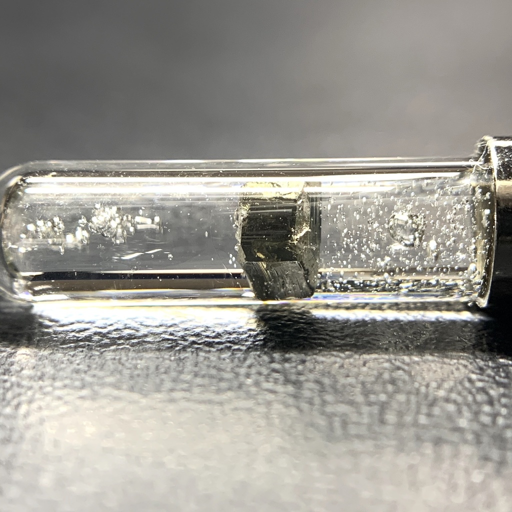 パイライト(黄鉄鉱)入り試験管(小)