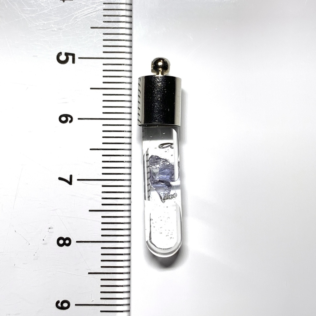 タンザナイト入り試験管(小)