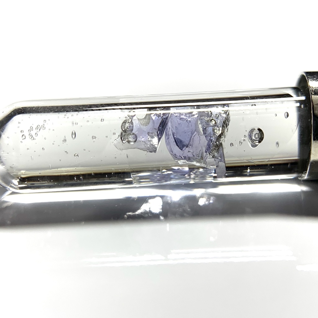 タンザナイト入り試験管(小)